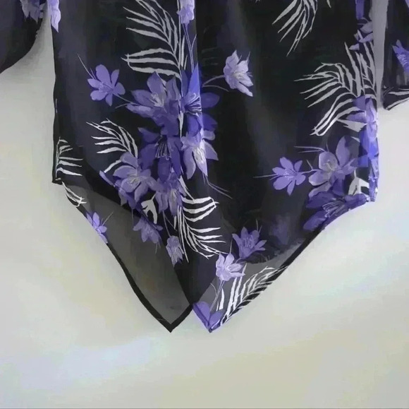 NORTHERN REFLECTIONS  | Women's Purple/Black/White Sheer Floral Blouse - Picture 6 of 6